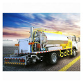 Camión de construcción de carreteras con asfalto líquido máquina de pulverización
